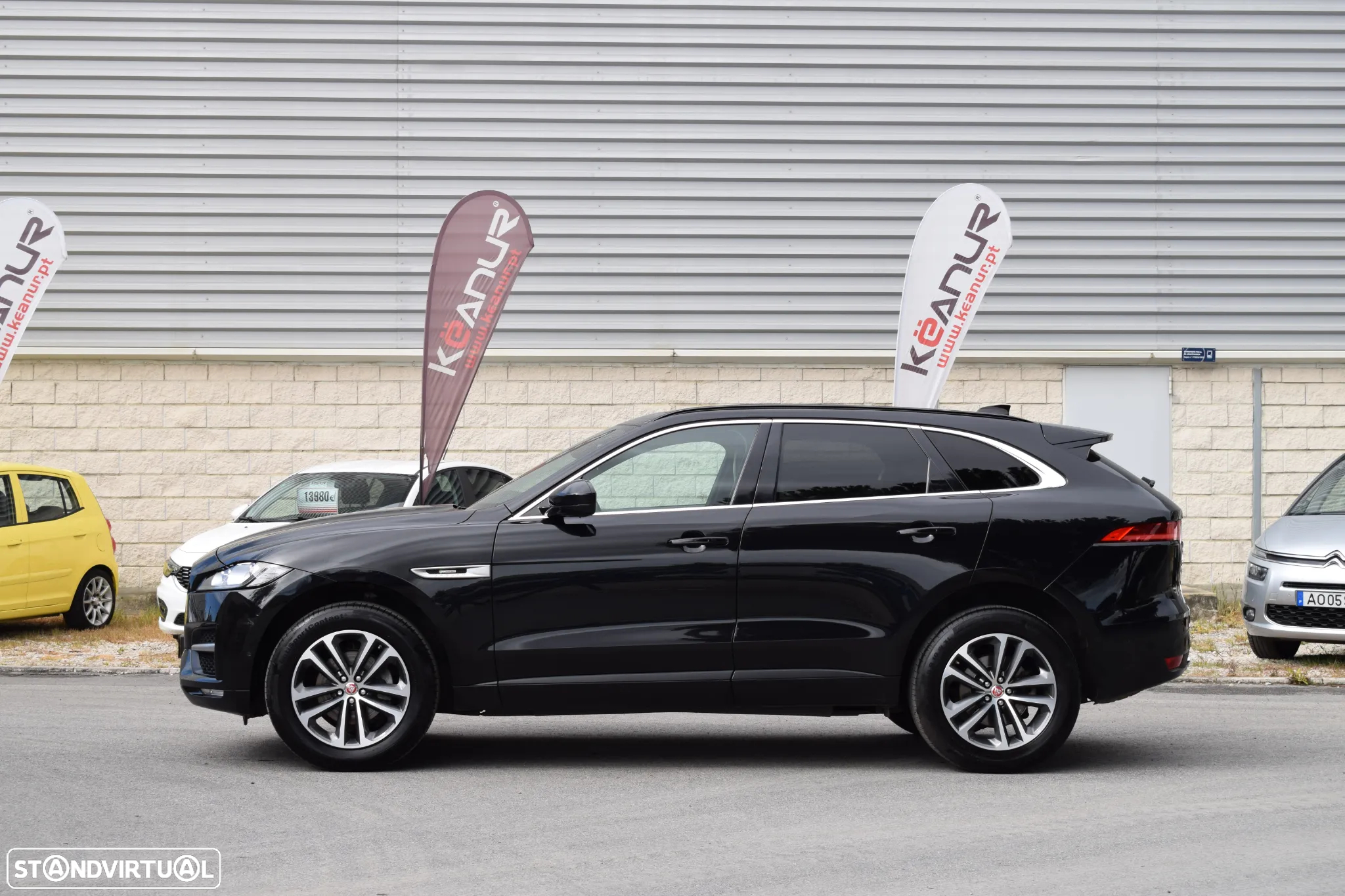 Jaguar F-Pace 2.0 i4D R-Sport AWD - 30