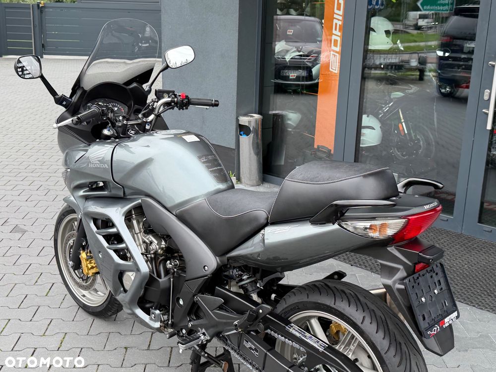 Honda CBF - 29