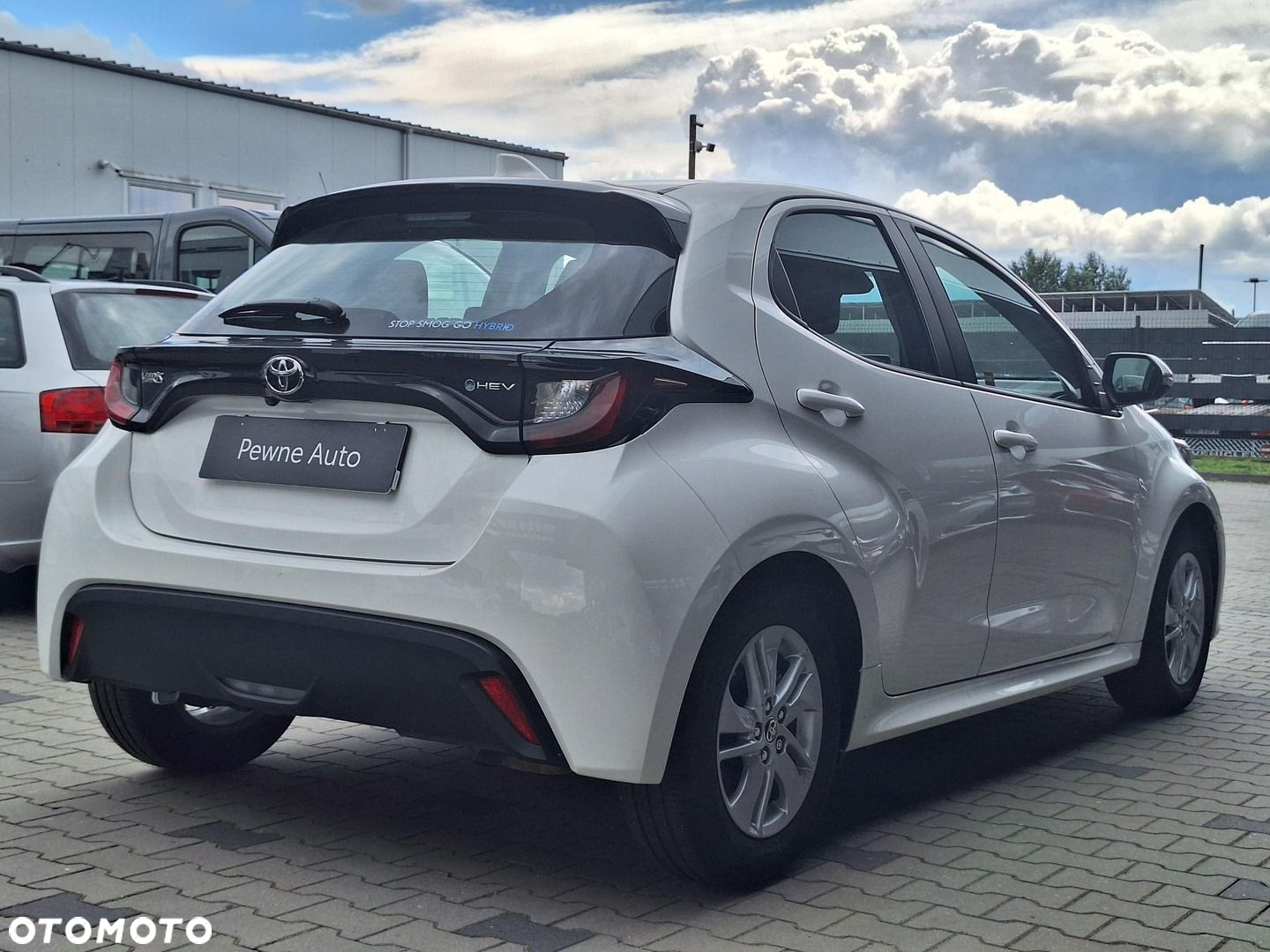 Toyota Yaris Hybrid 1.5 Comfort - 4