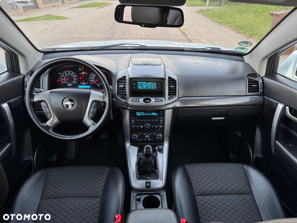 Chevrolet Captiva 2.4 FWD LT - 6