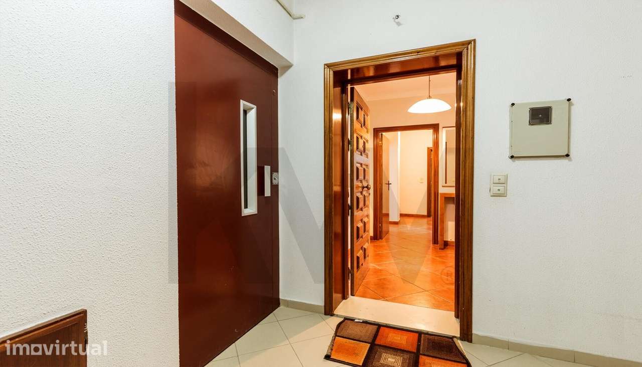 Apartamento T3 na Avenida de Santana, Moledo - Grande imagem: 2/25