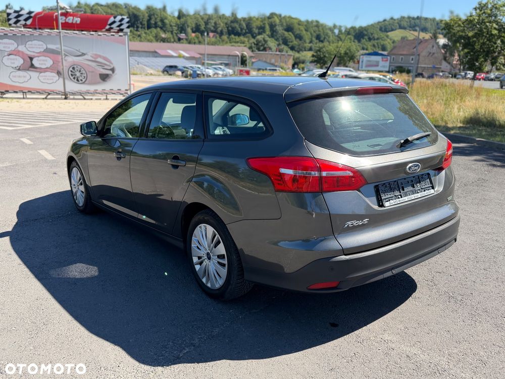 Ford Focus 1.0 EcoBoost Start-Stopp-System Business Edition - 11