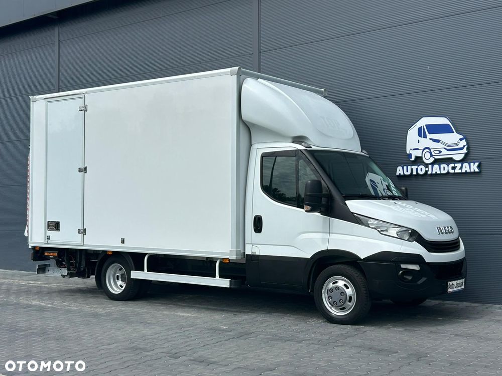 Iveco Daily 35C14 Kontener 8 palet + winda 1000kg + drzwi boczne + hak 3500kg **KLIMA**Serwis**Sprowadzony**2018R** - 2