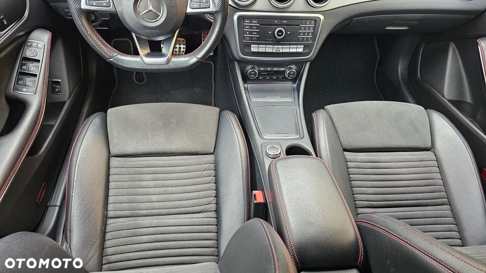 Mercedes-Benz CLA 200 d 4Matic 7G-DCT AMG Line - 33