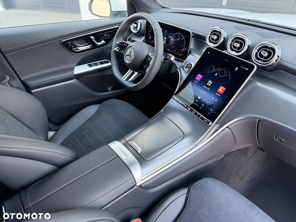 Mercedes-Benz GLC - 29