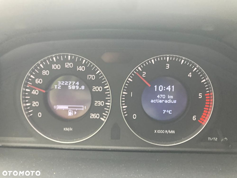 Volvo V70 2.0D Momentum - 9