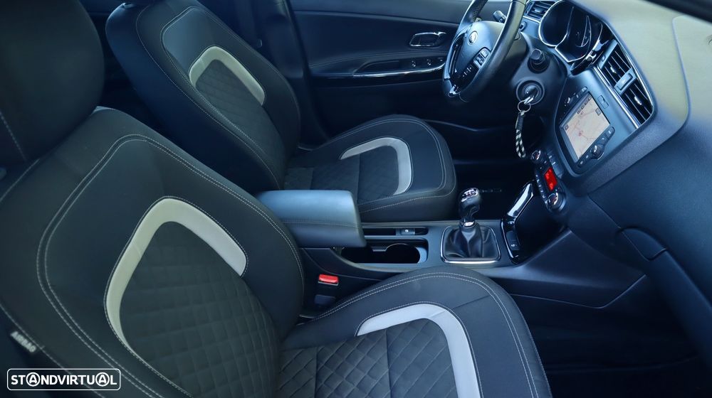 Kia Ceed 1.0 T-GDi GT Line - 23