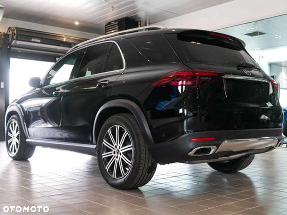 Mercedes-Benz GLE 300 d mHEV 4-Matic AMG Line - 4