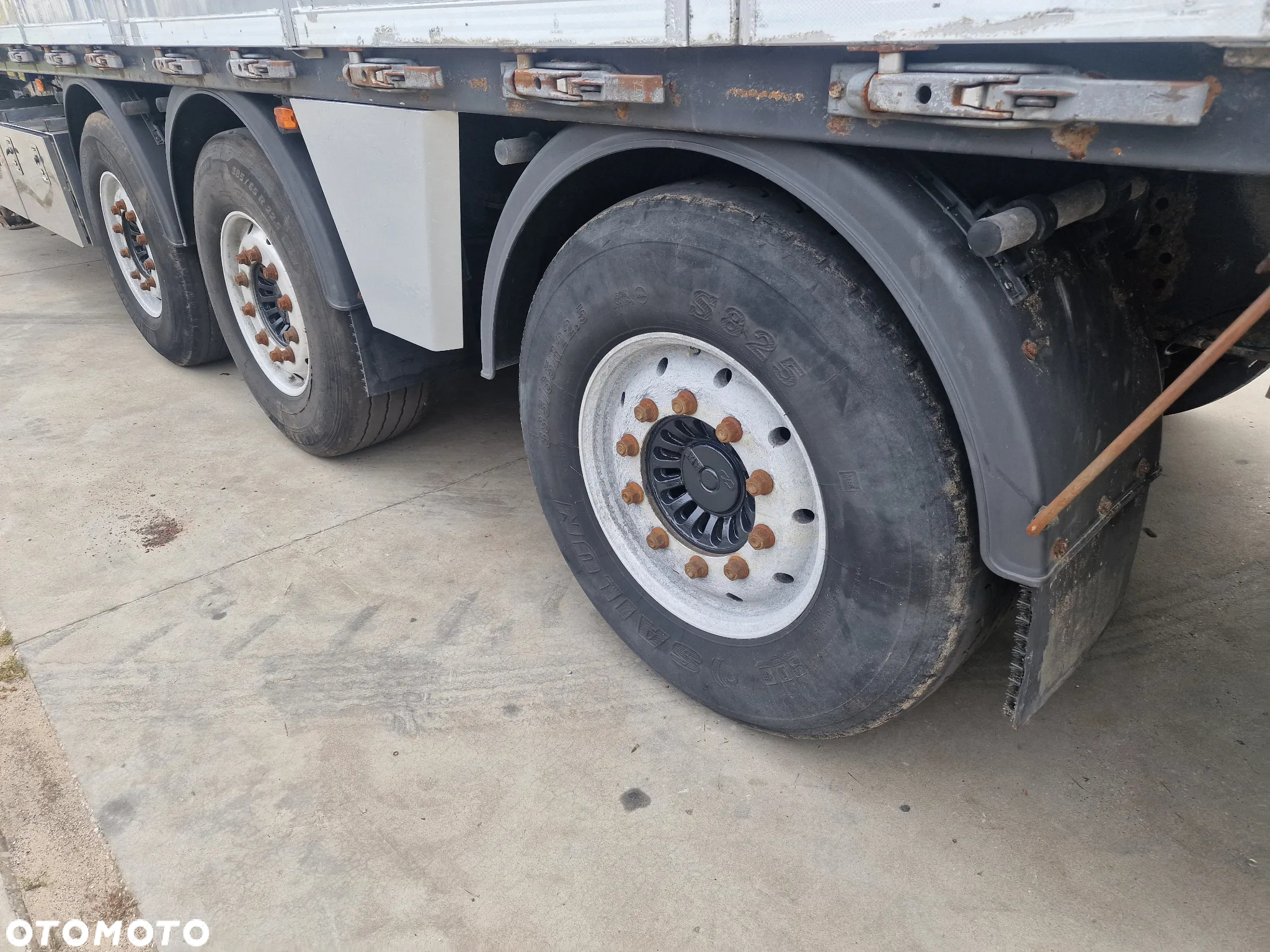 Danson Ruchoma podłoga OTWIERANY BOK 2017 rok - 10