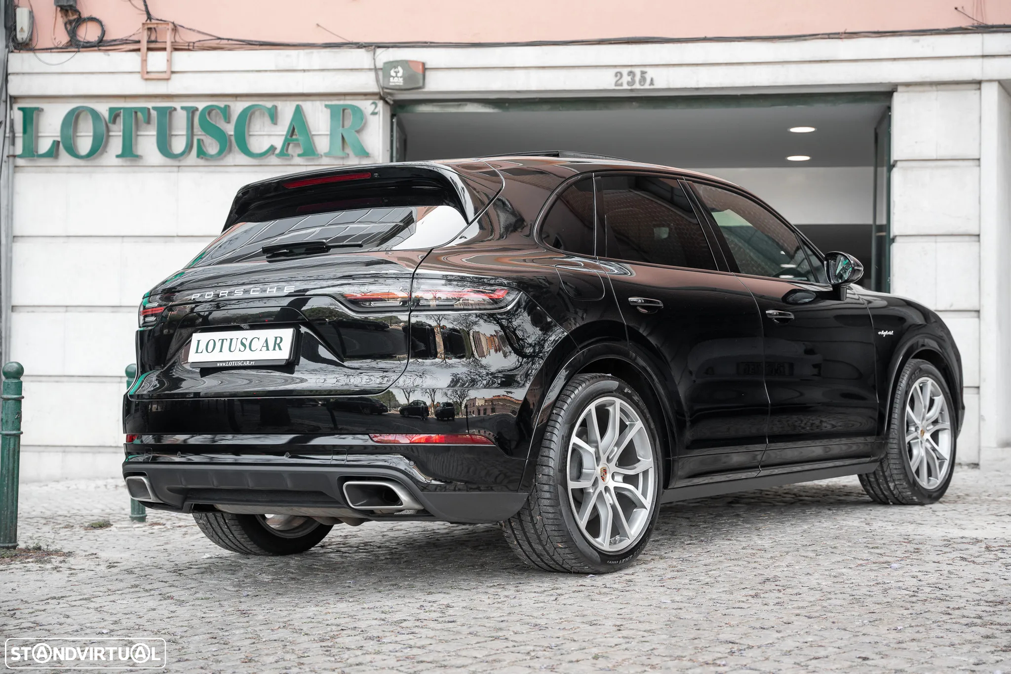 Porsche Cayenne E-Hybrid - 3