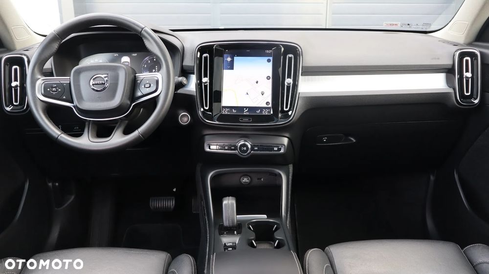 Volvo XC 40 T5 AWD Momentum Pro - 10