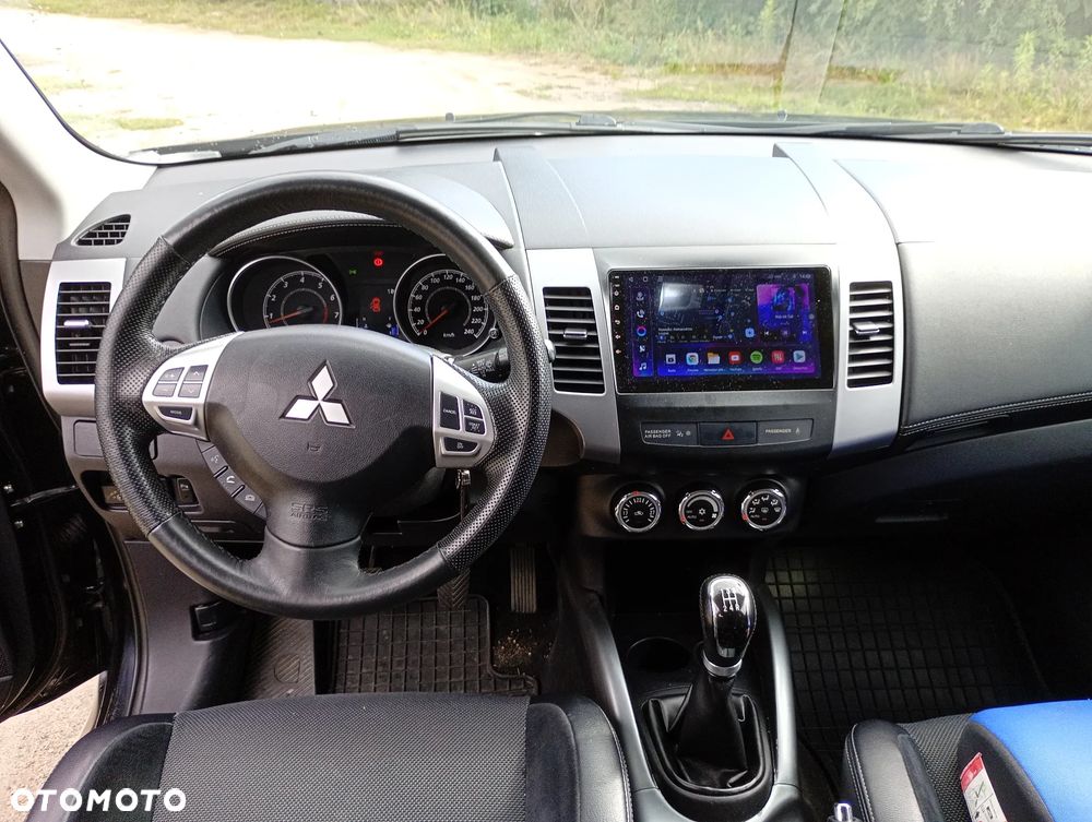 Mitsubishi Outlander 2.0 Intense 2WD EU5 - 9