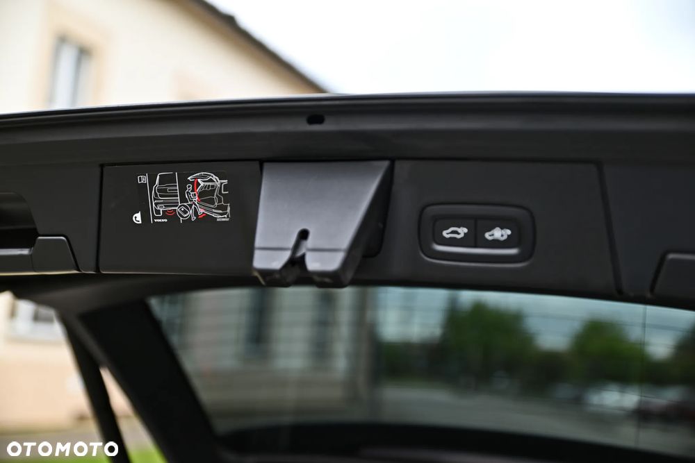 Volvo V90 T4 Geartronic Inscription - 11