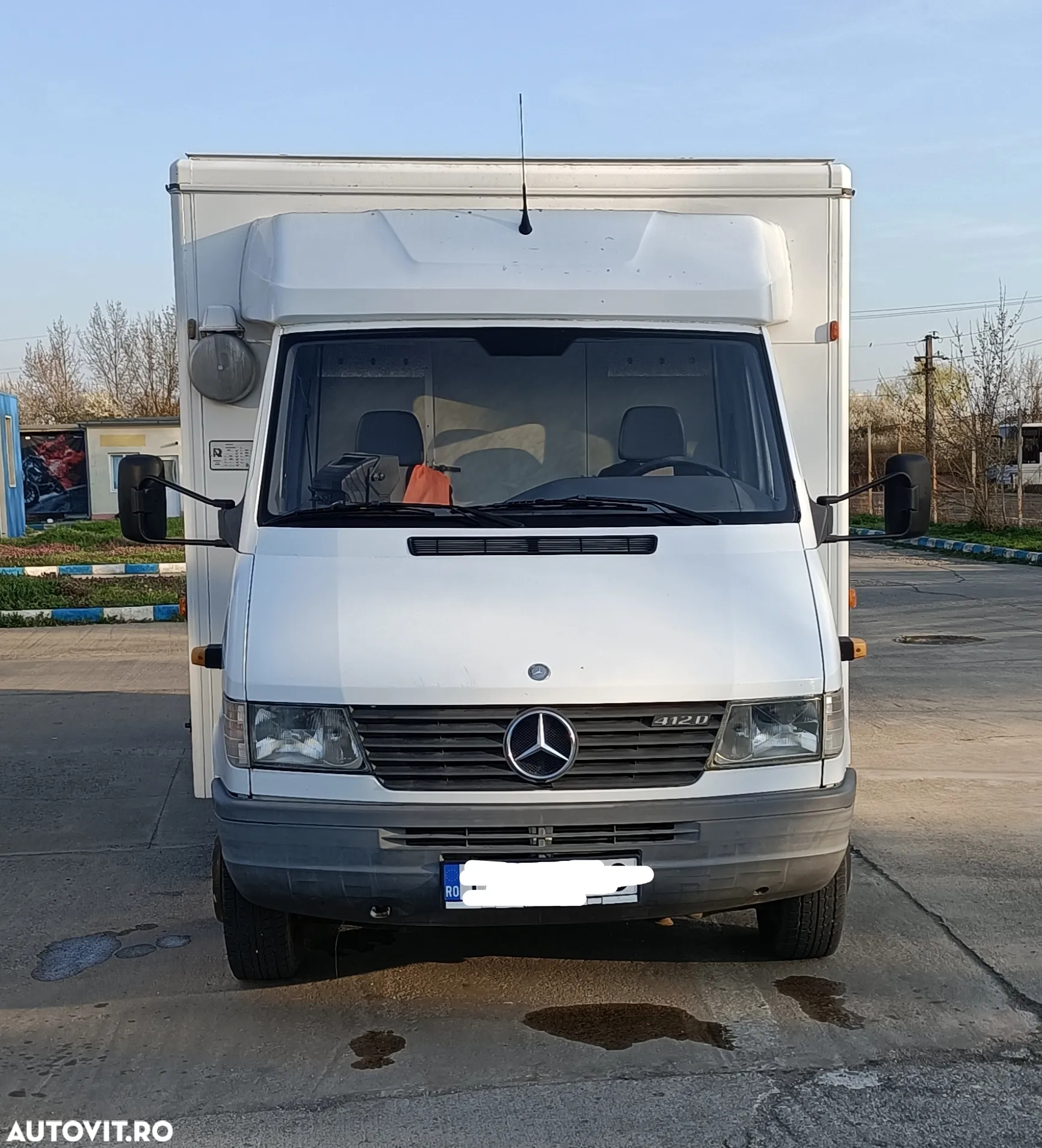 Mercedes-Benz 412D - 15