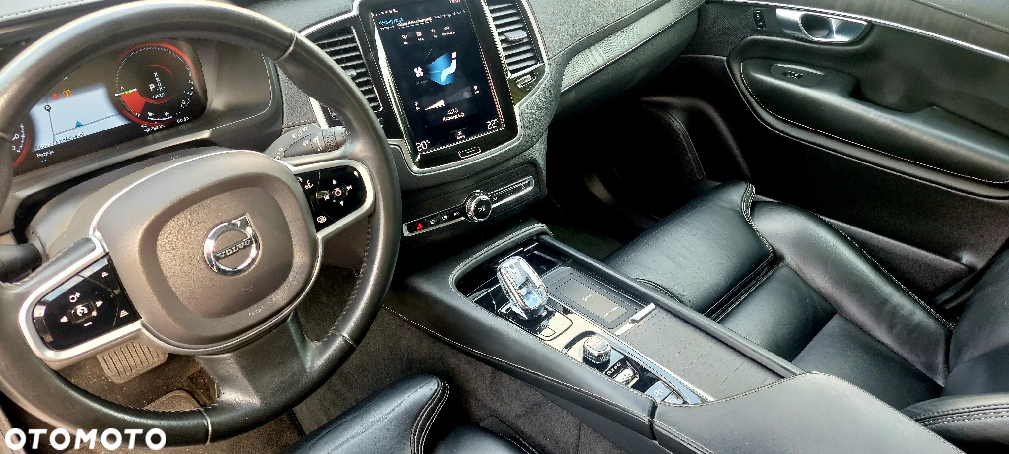 Volvo XC 90 - 13
