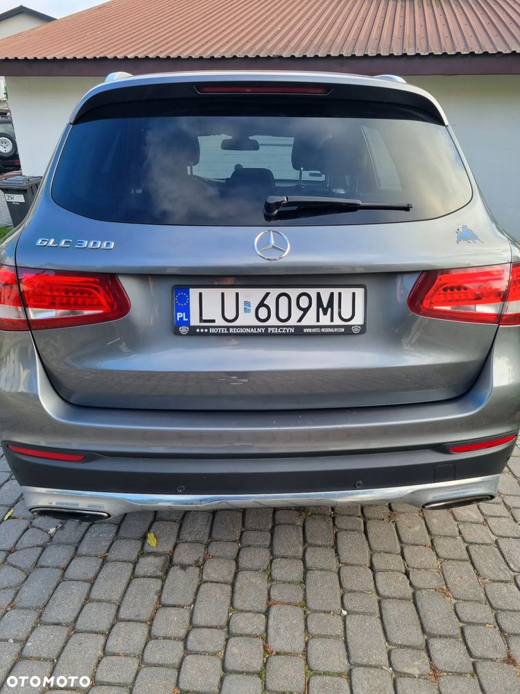 Mercedes-Benz Glc 2018 photo 5