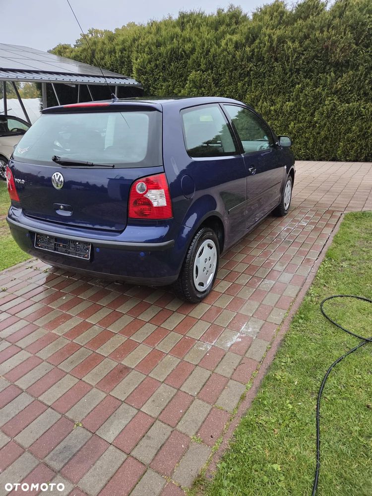 Volkswagen Polo - 2