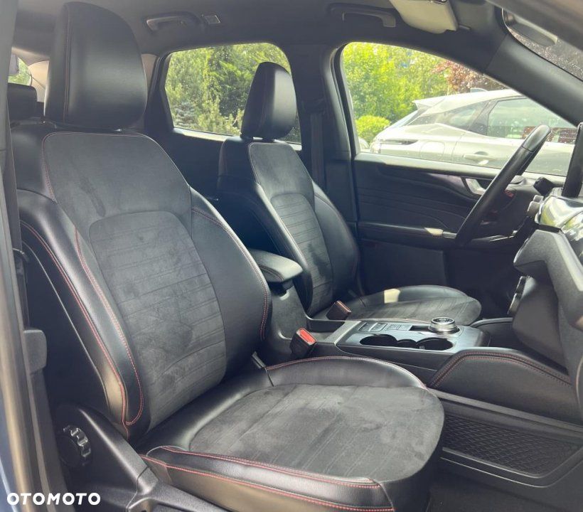 Ford Kuga - 22