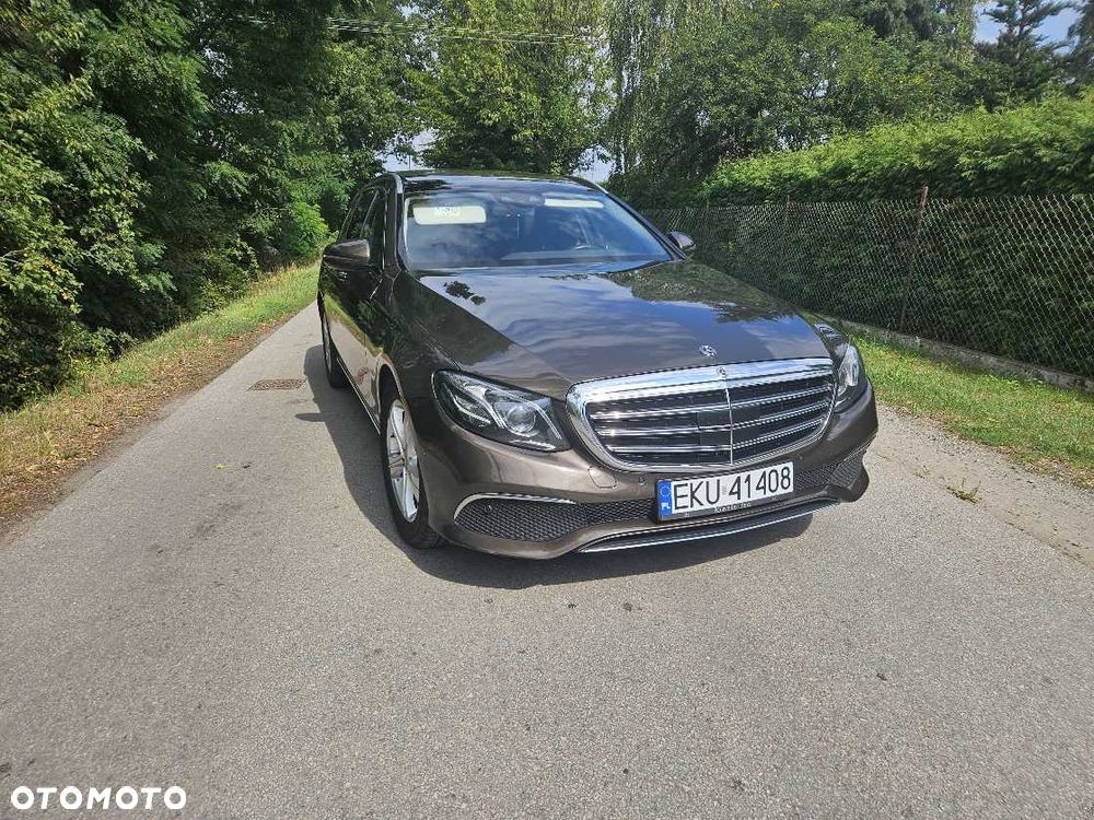 Mercedes-Benz Klasa E 220 d 9G-TRONIC Exclusive - 1