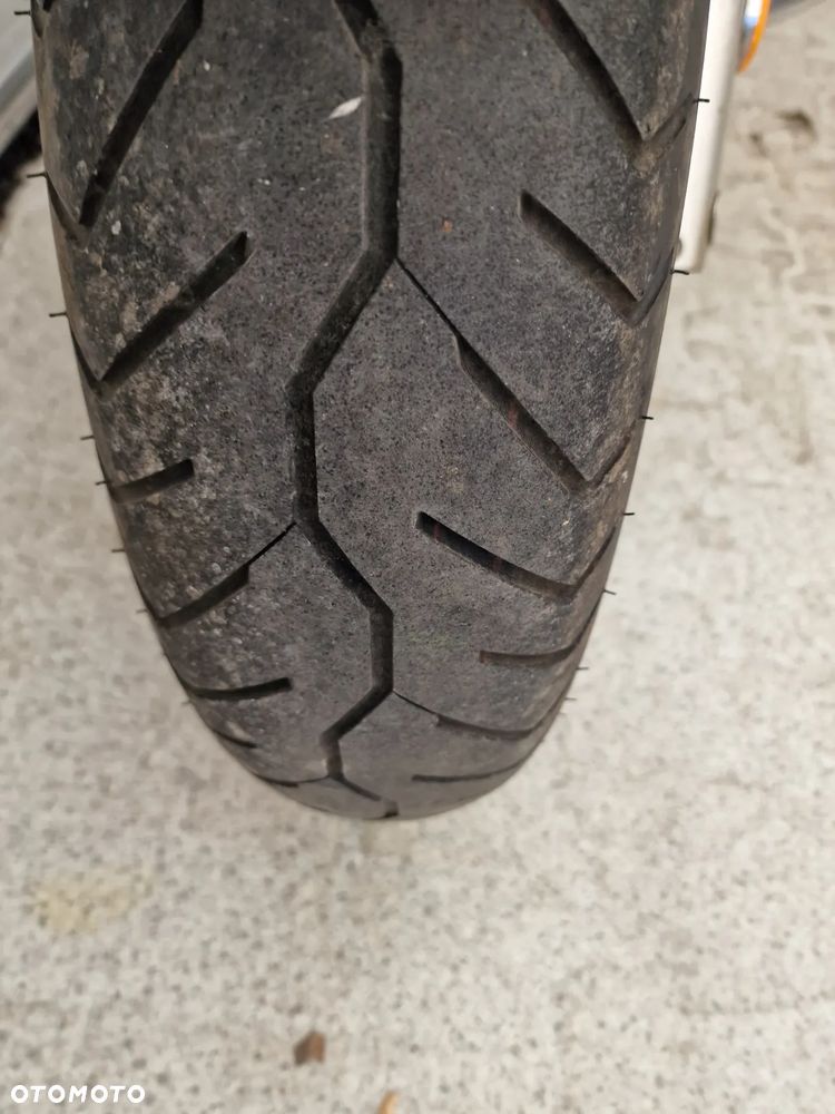 Suzuki Intruder - 11