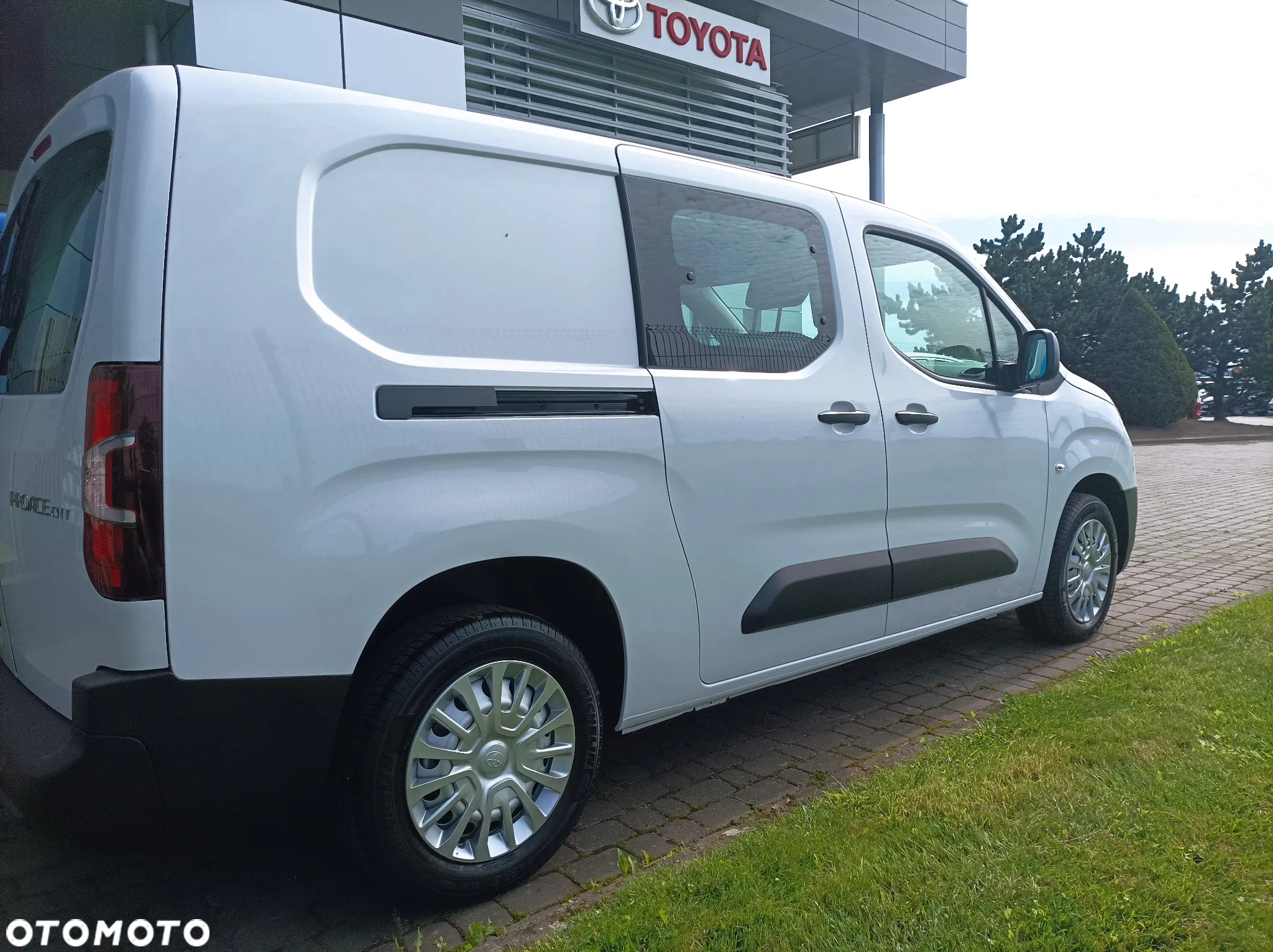 Toyota Proace City - 4