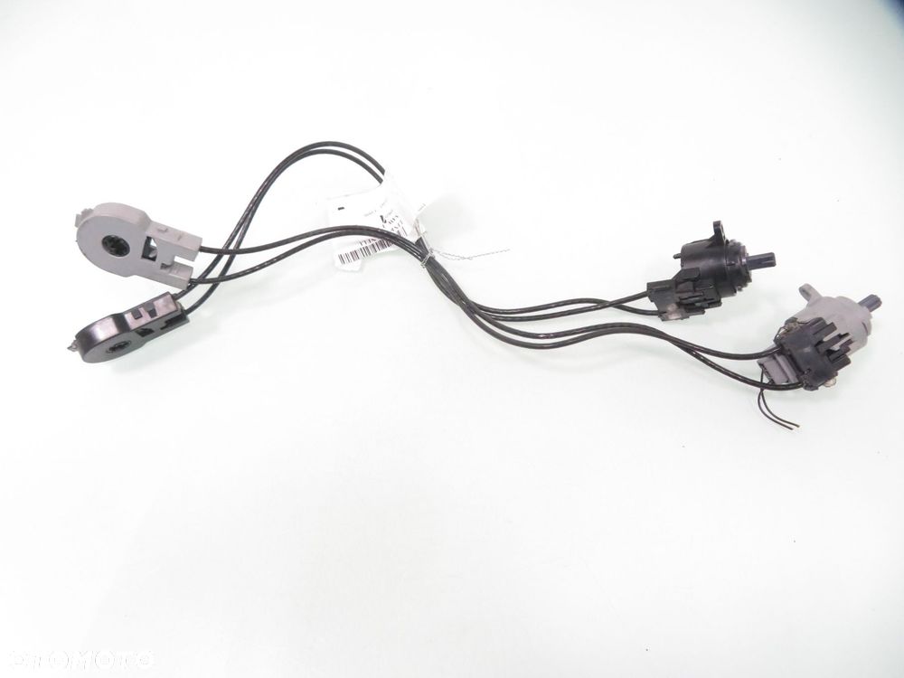 LINKI PANELU NAWIEWU FORD FOCUS MK1 98AB11503AH 98AB11504AG - 1