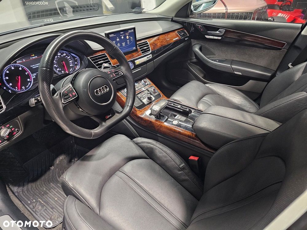 Audi A8 - 10