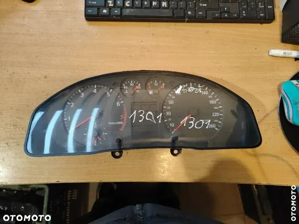 LICZNIK ZEGARY AUDI A4 B5 8D0919861C 8D0919034 - 1