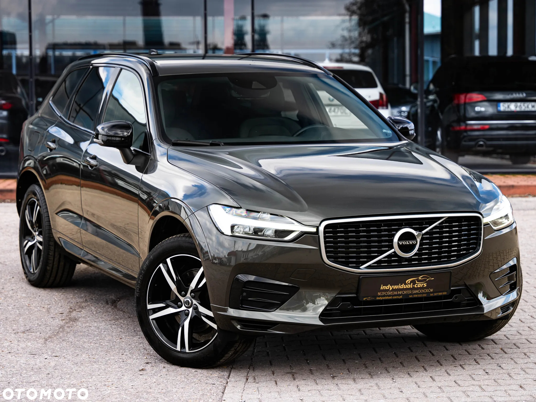 Volvo XC 60 D4 R-Design - 3