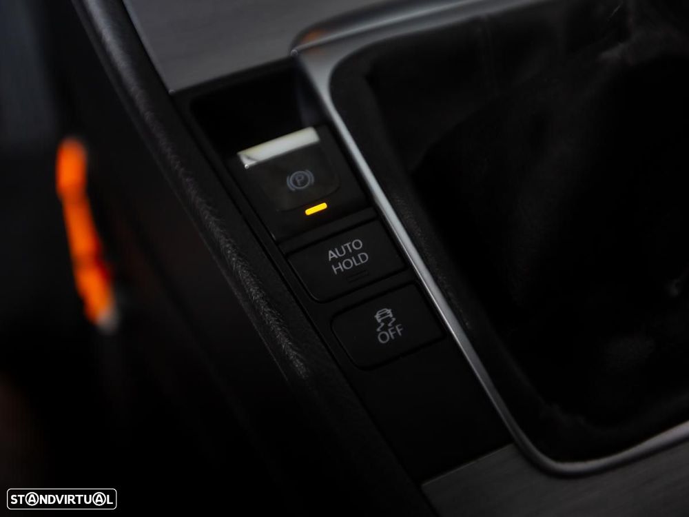 VW Passat Variant - 16