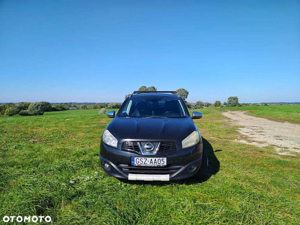 Nissan Qashqai+2 2010 photo 2