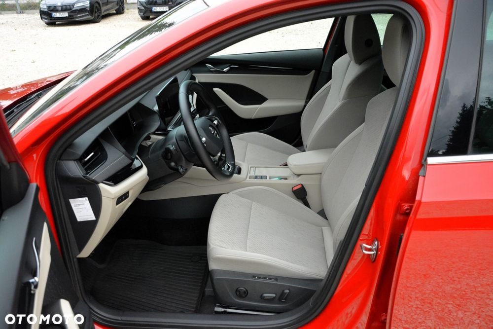 Skoda Octavia 1.5 TSI ACT Style - 10