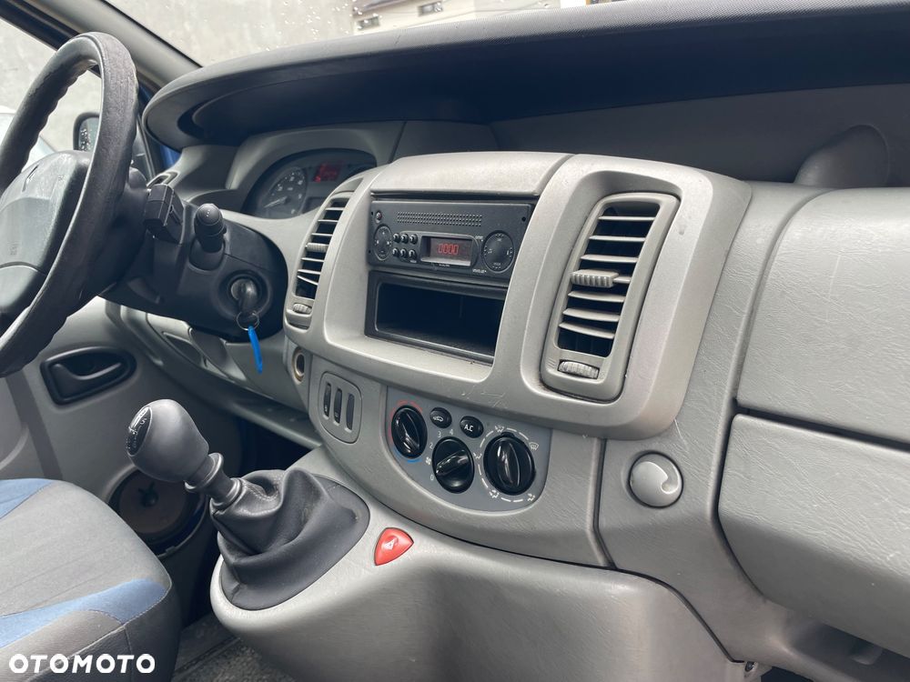 Renault Trafic - 28