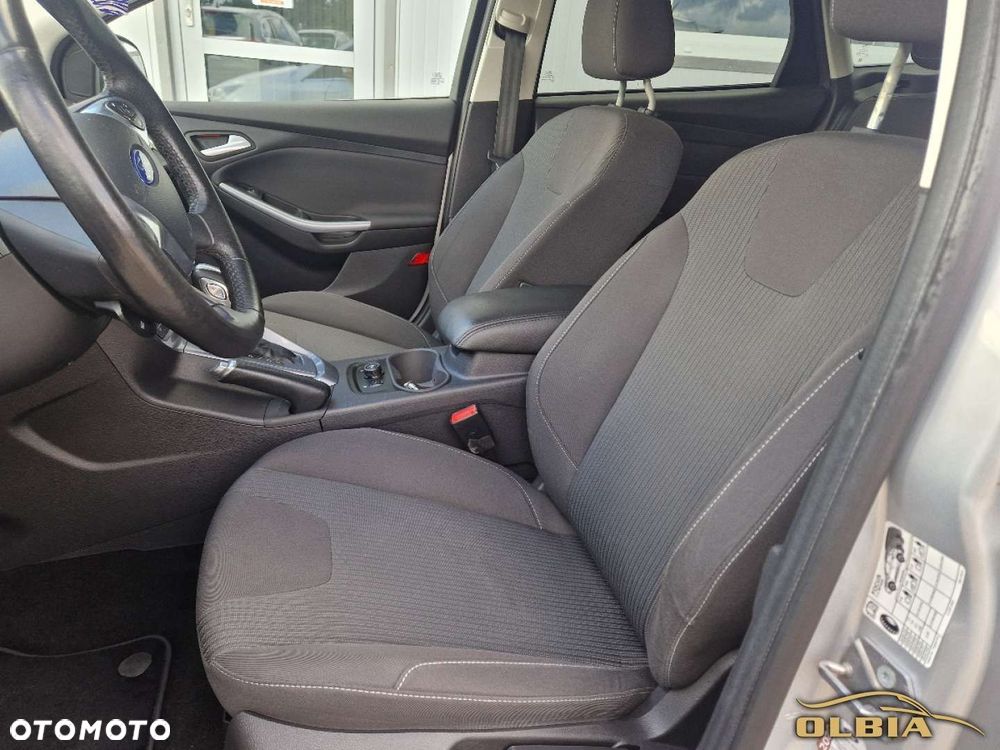 Ford Focus - 24