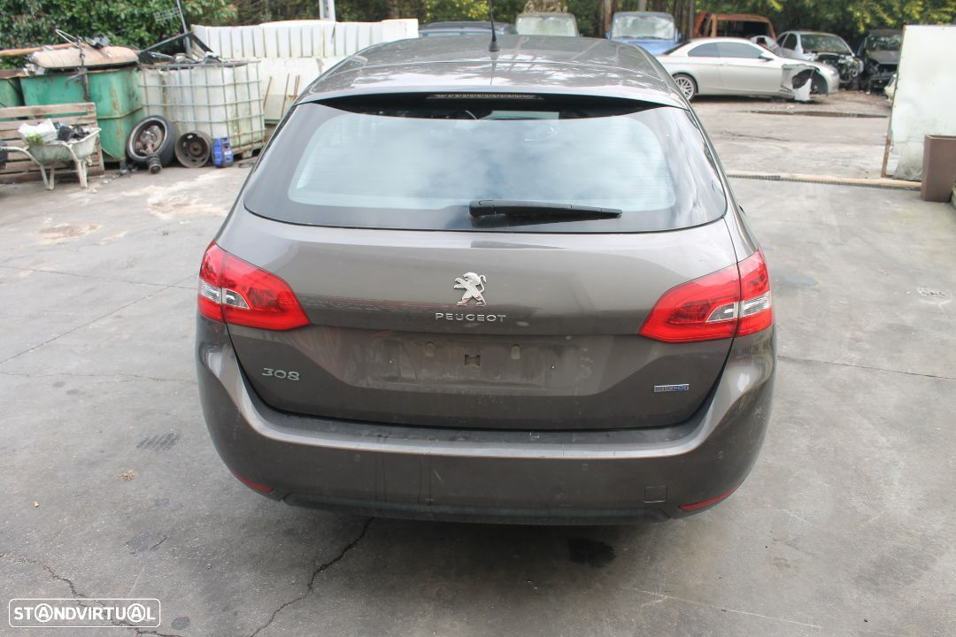 Peugeot 308 de 2015 - 8