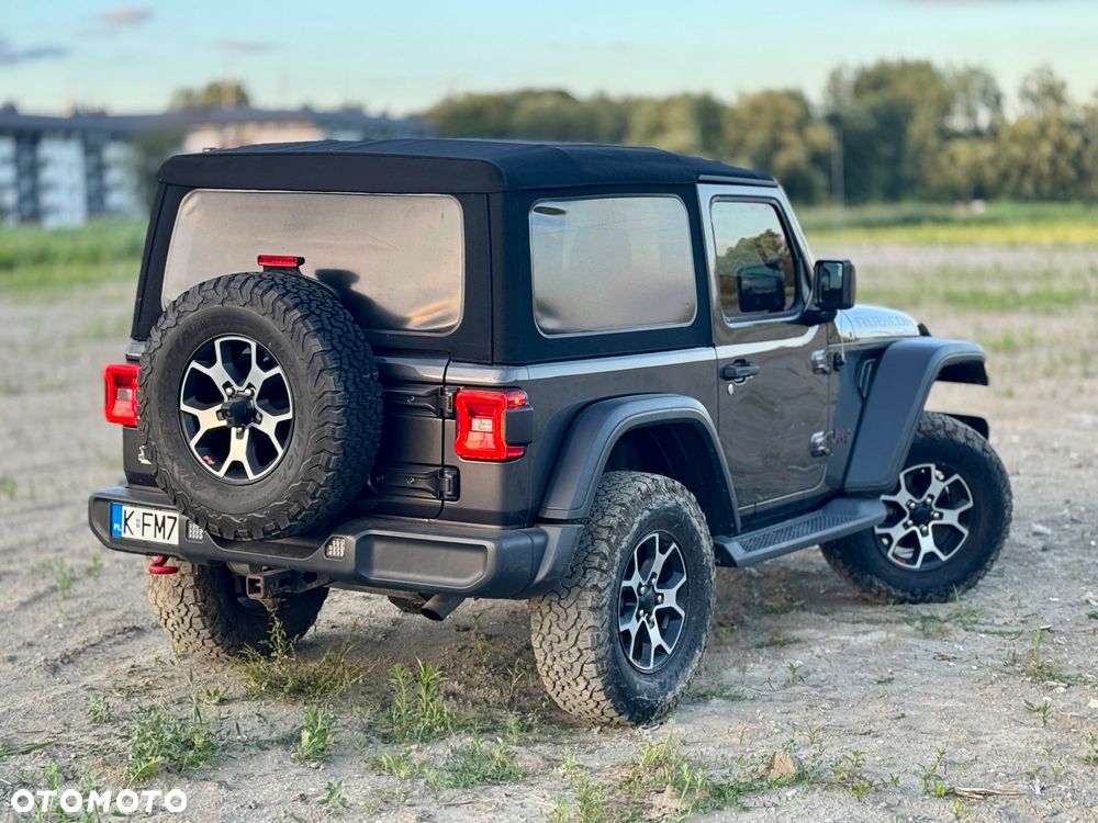 Jeep Wrangler - 4