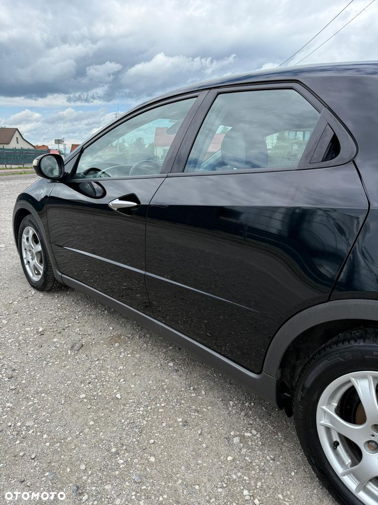 Honda Civic 1.8i-VTEC Sport - 9
