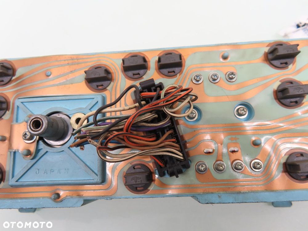 LICZNIK JEEP CHEROKEE (XJ) 2.1 D 8956002542 - 3