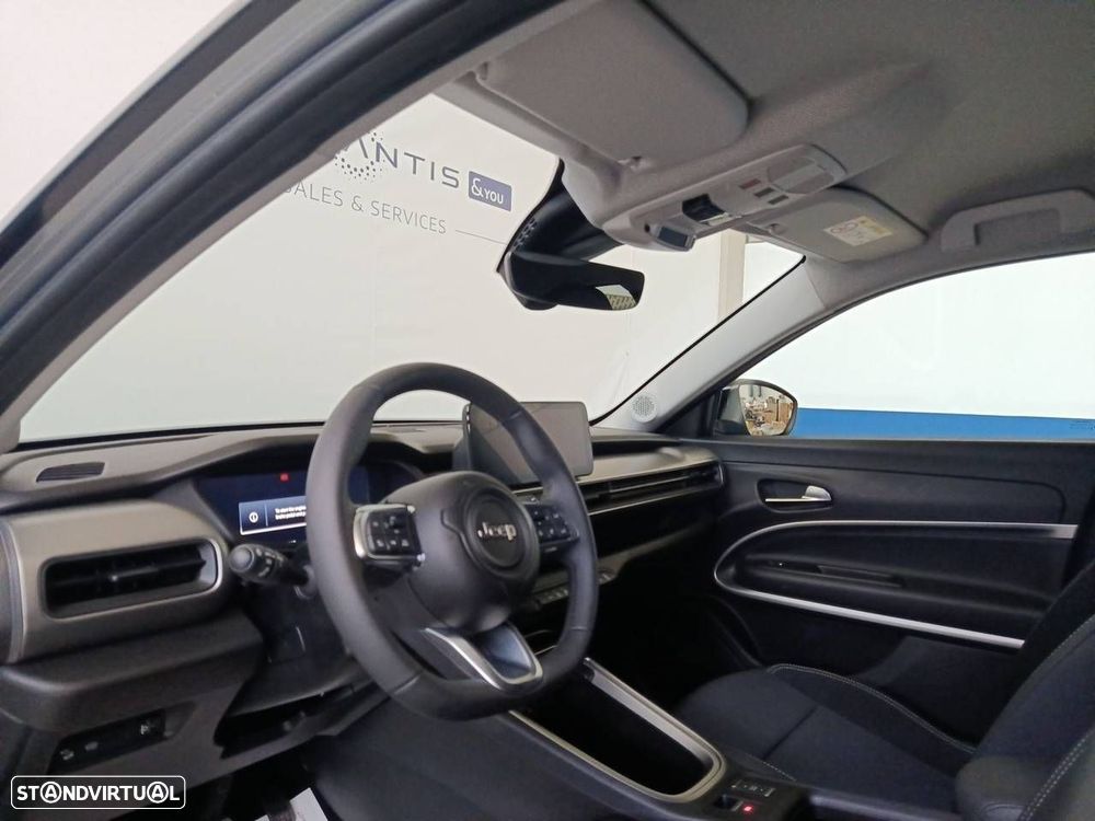 Jeep Avenger 54 kWh Summit - 8