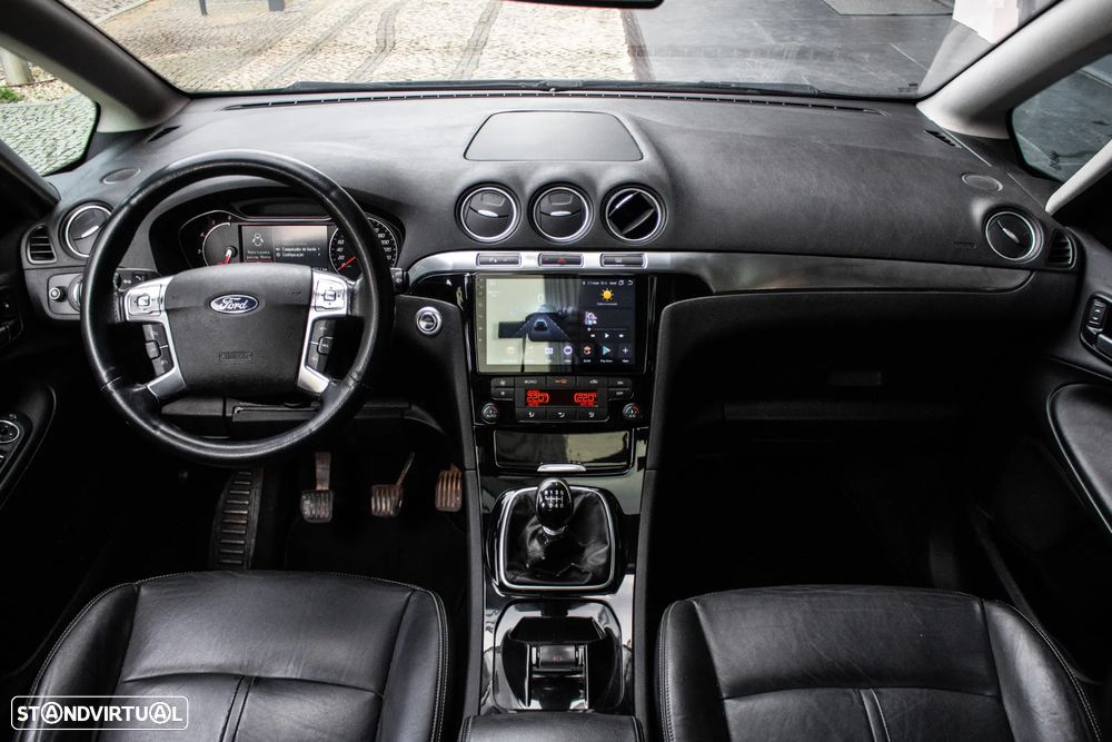 Ford S-Max 2.0 TDCi DPF Titanium - 36