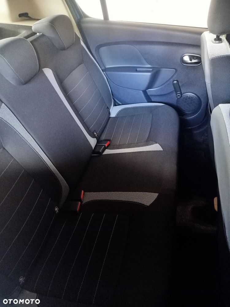 Dacia Sandero Stepway 0.9 TCe Laureate S&S - 11