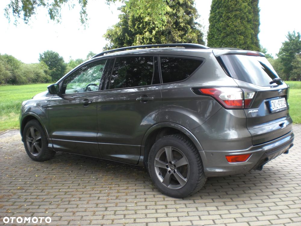 Ford Kuga - 12