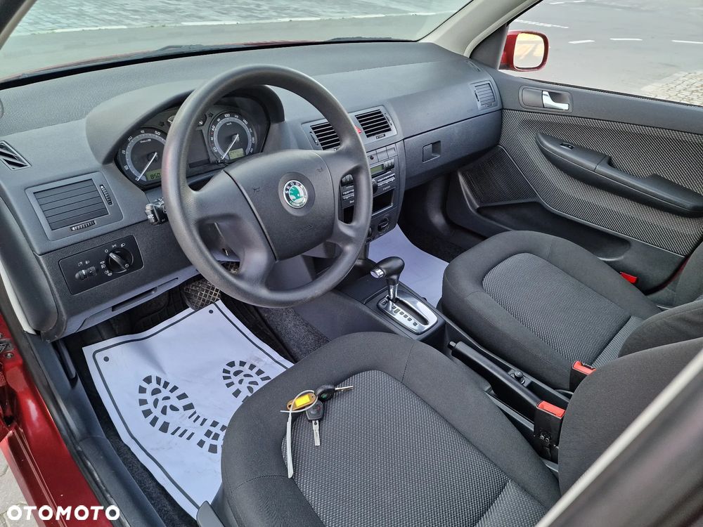 Skoda Fabia - 8