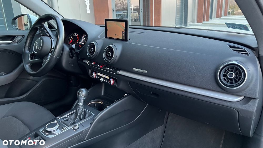 Audi A3 Sportback 1.5 TFSI S tronic - 10