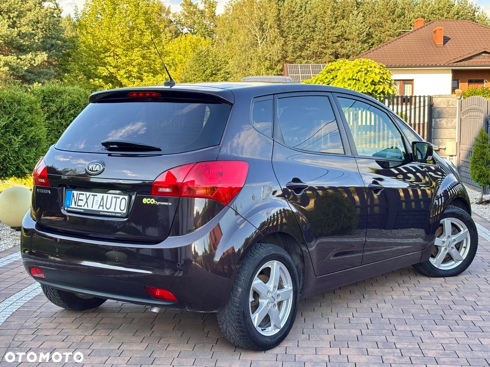 Kia Venga 1.4 CRDi 90 Attract - 14
