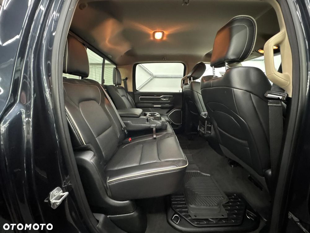 Dodge RAM 5.7 4x4 - 20