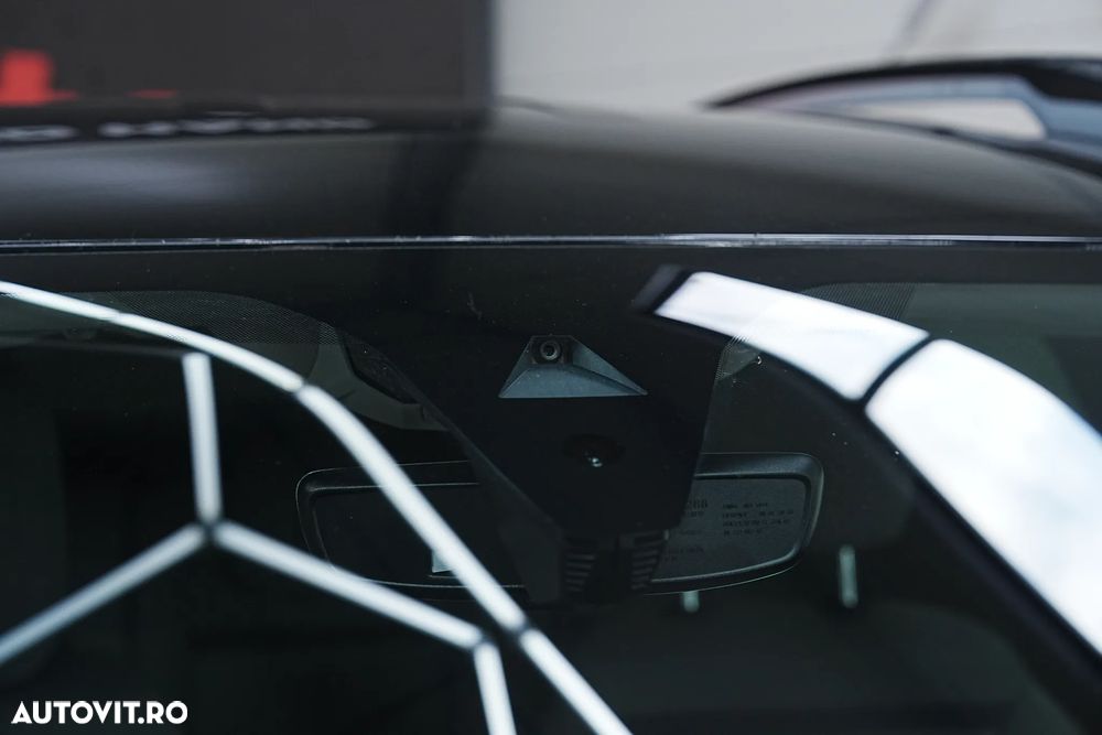 Citroën C5 Aircross 1.6 PHEV FWD 225 EAT8 Shine - 30