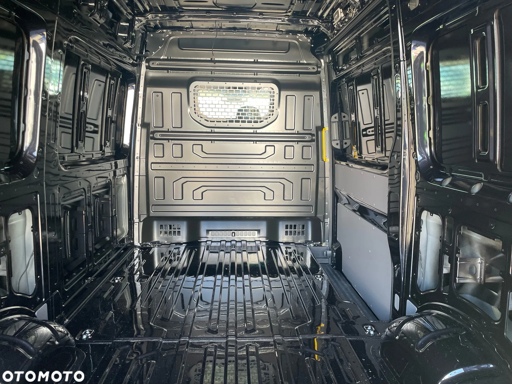 Volkswagen Crafter - 10