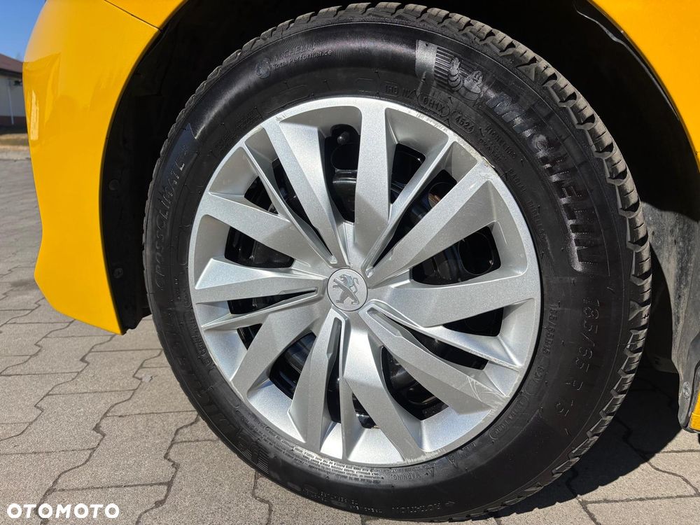 Peugeot 208 1.5 BlueHDi Active S&S - 4