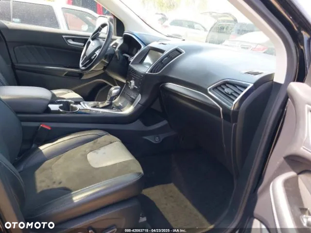 Ford Edge - 6